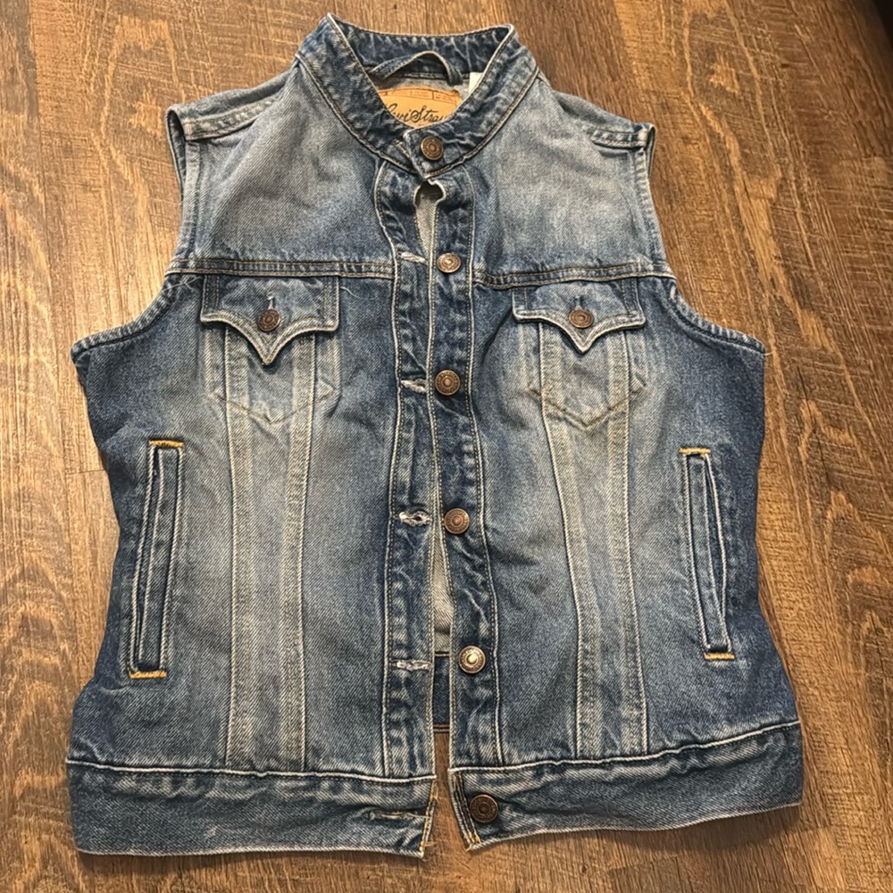 VINTAGE Ladies Levi Denim Vest misses M 8/10